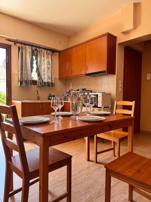 Family Woodland Oasis Vipgreece Apartment Kirinthos Ngoại thất bức ảnh