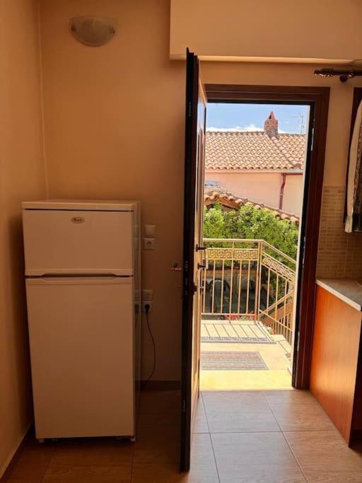 Family Woodland Oasis Vipgreece Apartment Kirinthos Ngoại thất bức ảnh