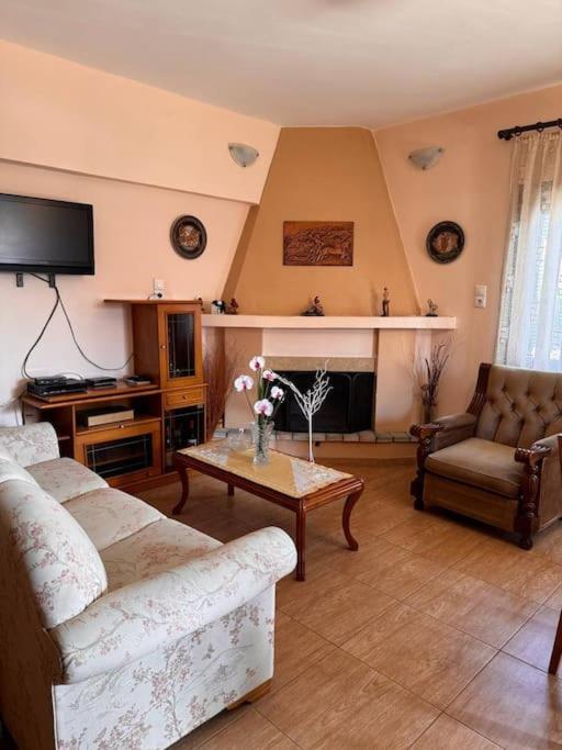 Family Woodland Oasis Vipgreece Apartment Kirinthos Ngoại thất bức ảnh