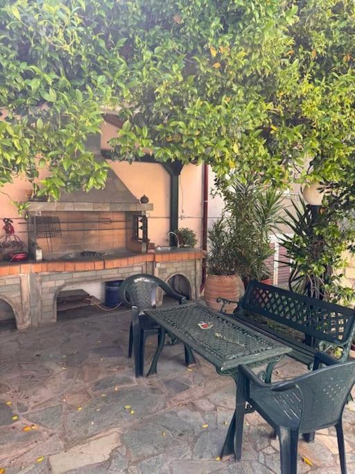 Family Woodland Oasis Vipgreece Apartment Kirinthos Ngoại thất bức ảnh