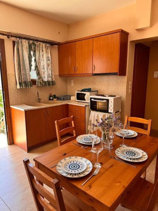 Family Woodland Oasis Vipgreece Apartment Kirinthos Ngoại thất bức ảnh