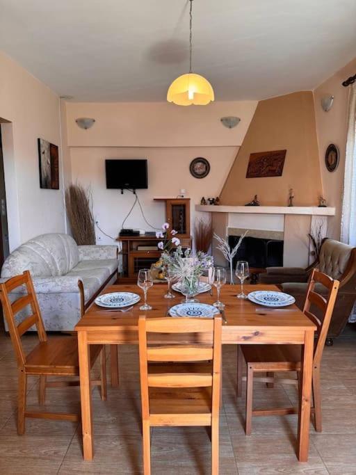 Family Woodland Oasis Vipgreece Apartment Kirinthos Ngoại thất bức ảnh